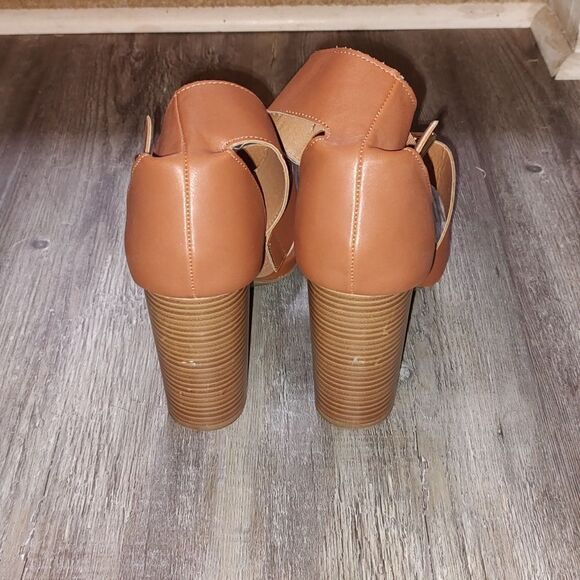 Wild Diva Lounge brown ankle strap 4" heel Sz 9 - Picture 4 of 8